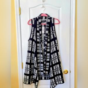 Plaid Sleeveless Long Tuxedo Front Cardigan